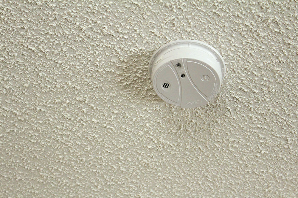pacesetter_homes_construction_warranty_smoke_detector